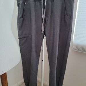 Figs Jogger Scrub Pants (Large Petite)